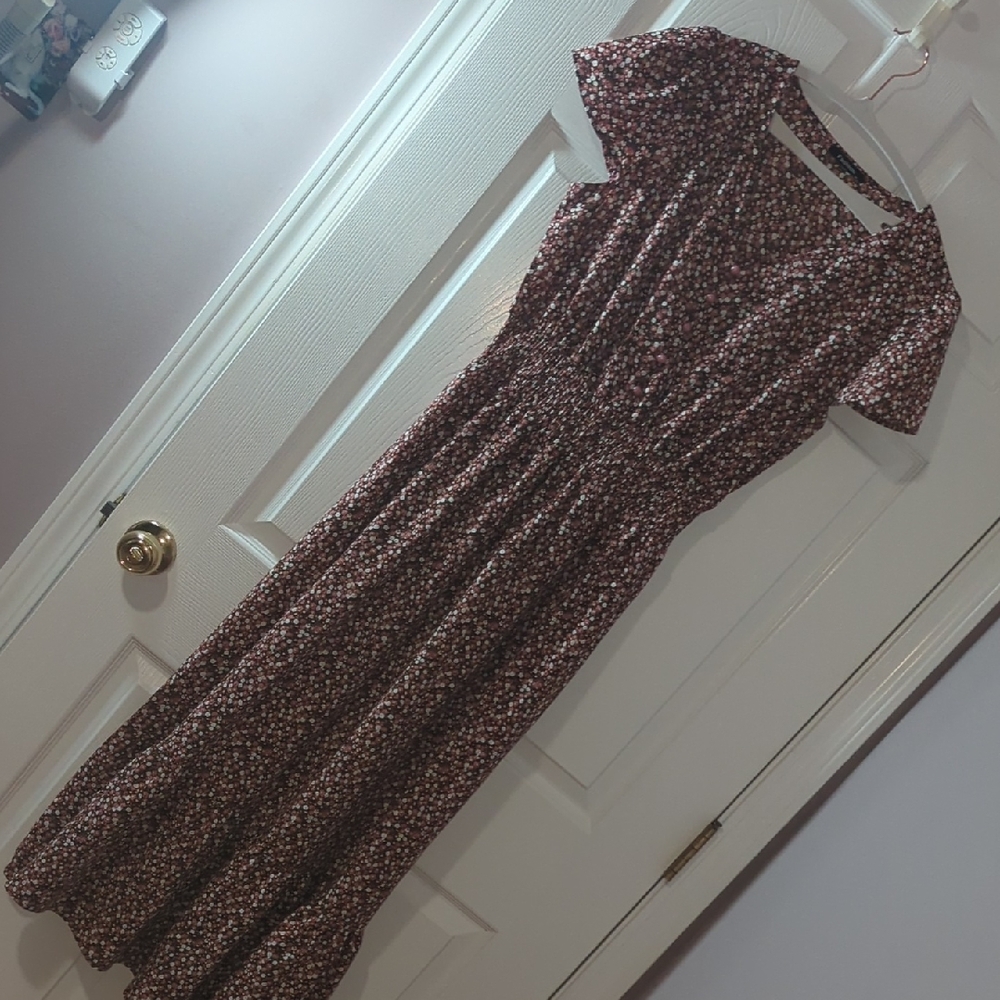 Super Cute Maxi Dress Perfect For Spring And Summer. Size Medium